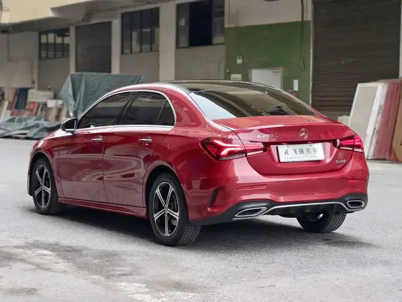 2022 Mercedes-Benz A-Класс с пробегом 27 000 км