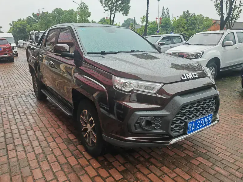 2022 JMC Yuhu 7 с пробегом 180 000 км