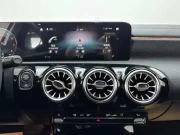 2022 Mercedes-Benz A-Класс с пробегом 42 000 км