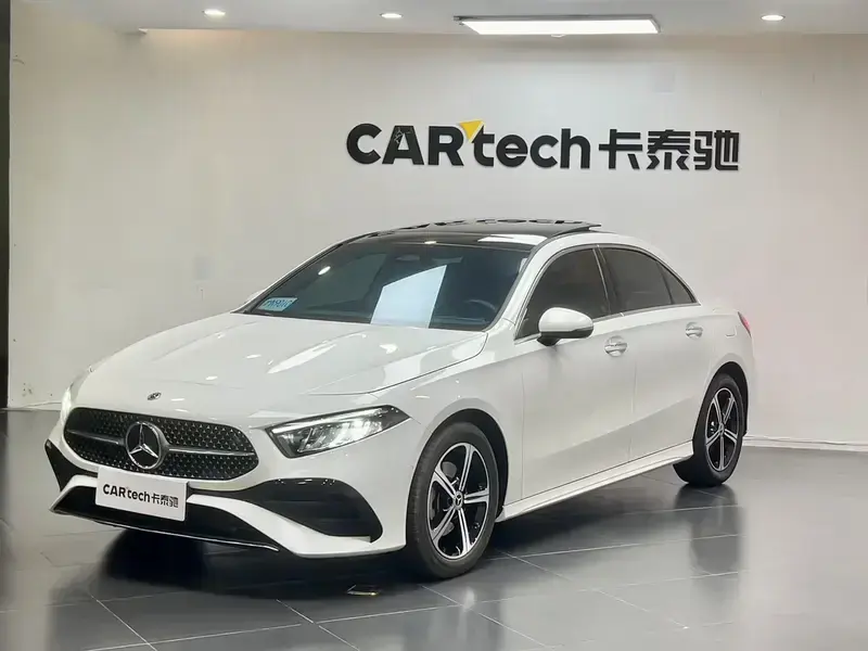 2024 Mercedes-Benz A-Класс с пробегом 23 200 км