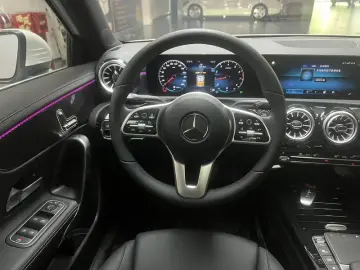 2022 Mercedes-Benz A-Класс с пробегом 16 200 км