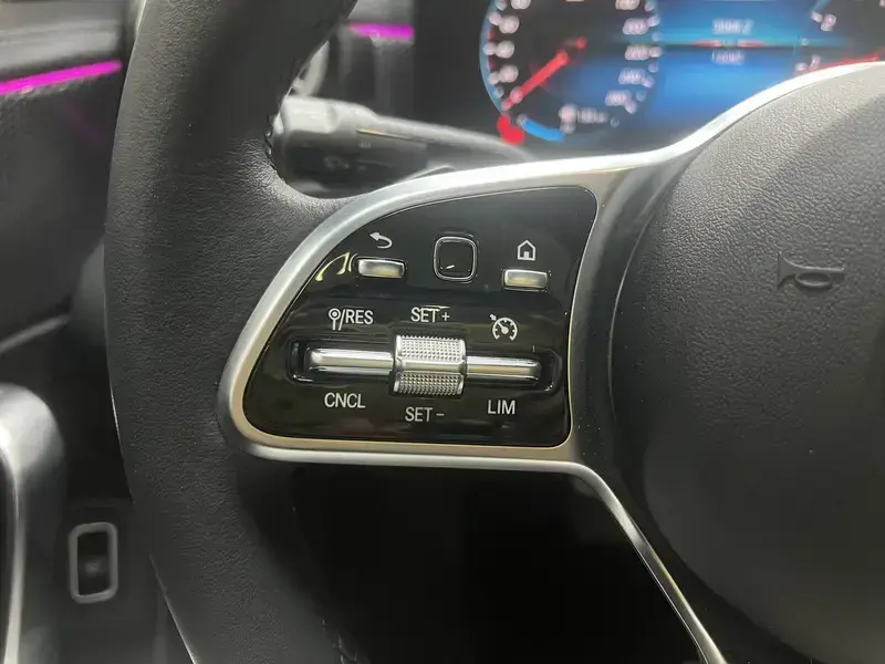 2022 Mercedes-Benz A-Класс с пробегом 16 200 км