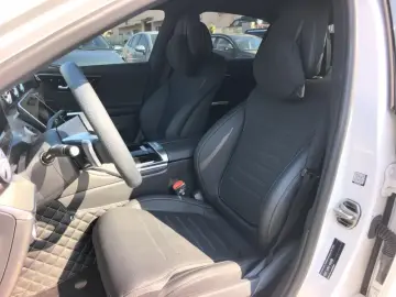 2025 Mercedes-Benz C-Класс с пробегом 9 500 км