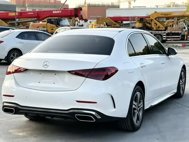 2022 Mercedes-Benz C-Класс с пробегом 40 000 км