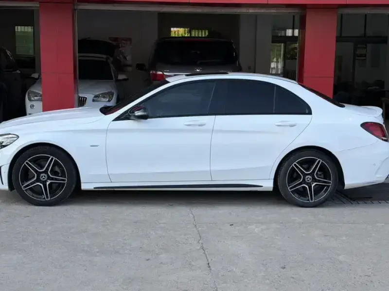 2021 Mercedes-Benz C-Класс с пробегом 32 000 км