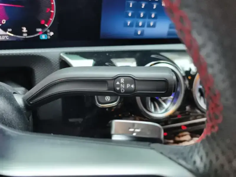 2024 Mercedes-Benz A-Класс с пробегом 18 000 км