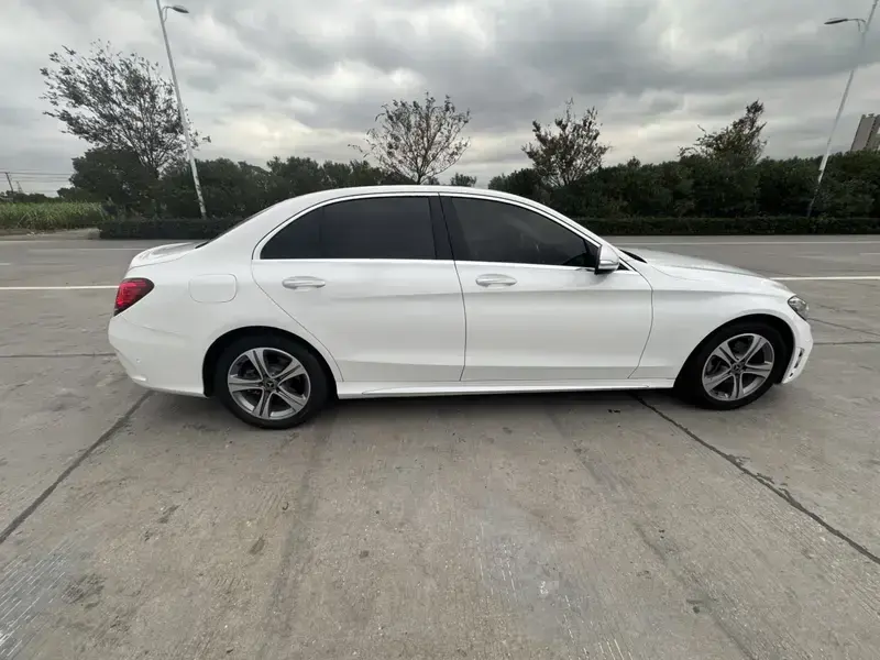 2019 Mercedes-Benz C-Класс с пробегом 105 000 км