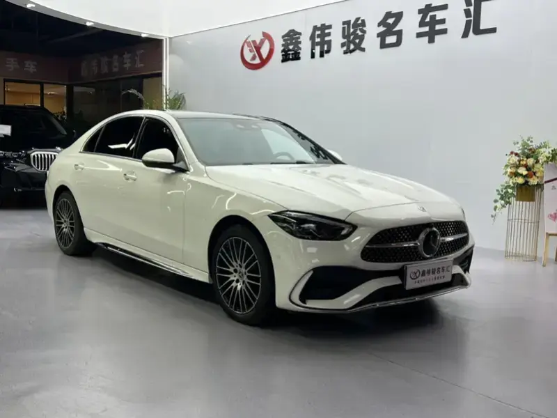 2026 Mercedes-Benz C-Класс с пробегом 9 000 км