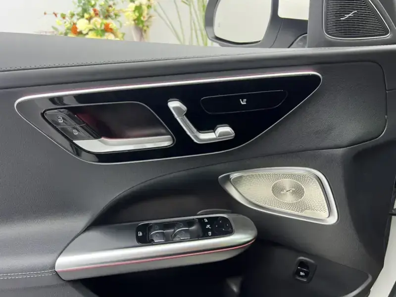 2026 Mercedes-Benz C-Класс с пробегом 9 000 км