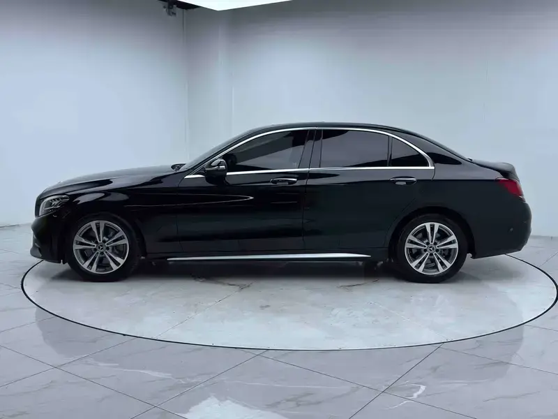 2019 Mercedes-Benz C-Класс с пробегом 37 000 км
