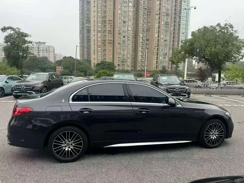 2025 Mercedes-Benz C-Класс с пробегом 30 300 км
