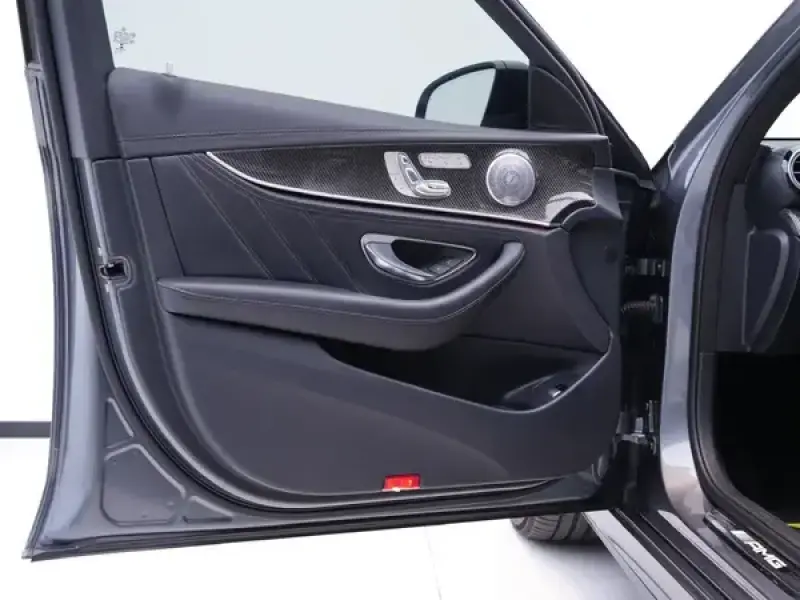 2021 Mercedes-Benz E-Класс AMG с пробегом 87 000 км