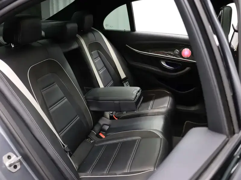 2021 Mercedes-Benz E-Класс AMG с пробегом 58 000 км