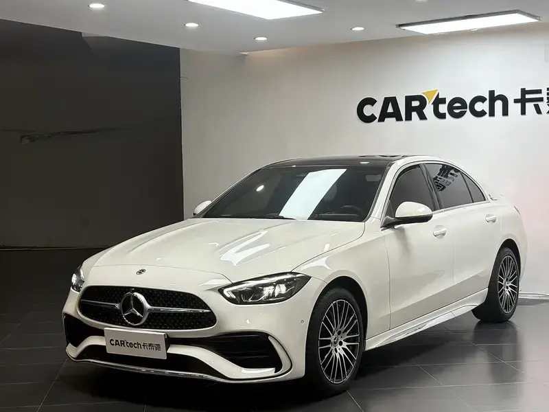2025 Mercedes-Benz C-Класс с пробегом 15 200 км