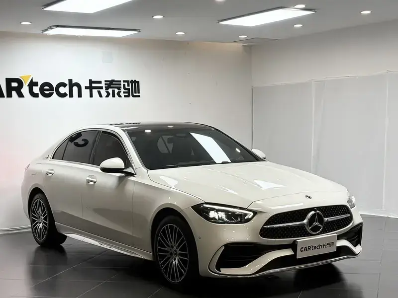 2025 Mercedes-Benz C-Класс с пробегом 15 200 км