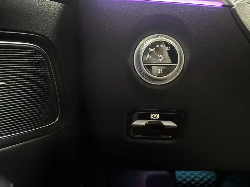 2025 Mercedes-Benz C-Класс с пробегом 15 200 км