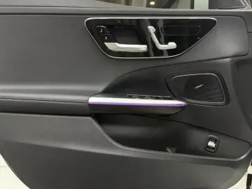 2025 Mercedes-Benz C-Класс с пробегом 15 200 км