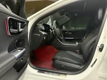 2025 Mercedes-Benz C-Класс с пробегом 15 200 км