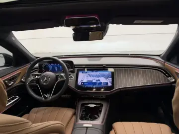 2025 Mercedes-Benz E-Класс с пробегом 6 000 км