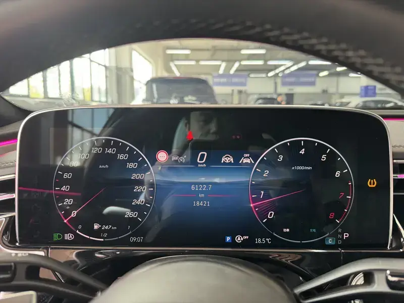 2024 Mercedes-Benz E-Класс с пробегом 18 000 км