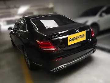 2019 Mercedes-Benz E-Класс с пробегом 68 300 км