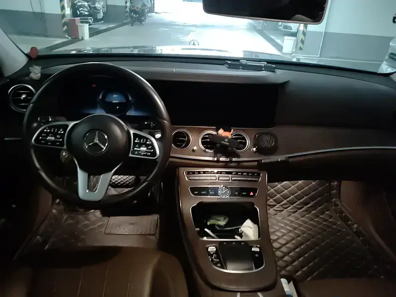 2019 Mercedes-Benz E-Класс с пробегом 68 300 км