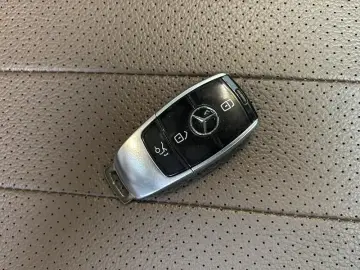 2021 Mercedes-Benz E-Класс с пробегом 145 600 км