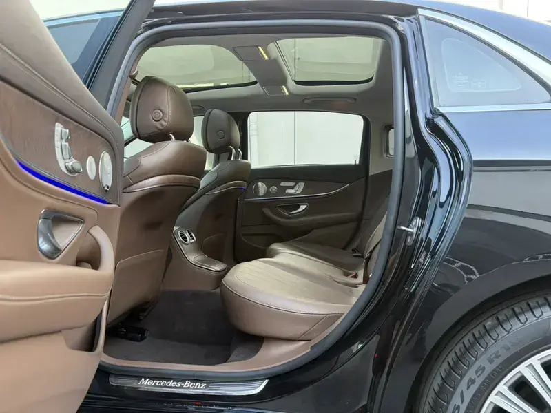 2022 Mercedes-Benz E-Класс с пробегом 74 000 км