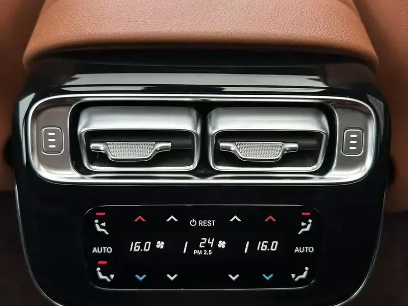 2022 Mercedes-Benz S-Класс с пробегом 92 000 км