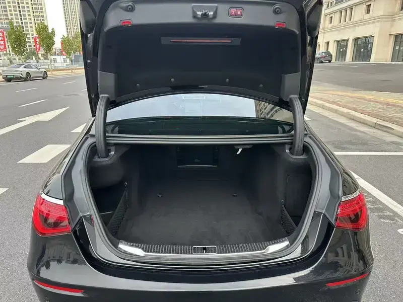 2022 Mercedes-Benz S-Класс с пробегом 92 000 км