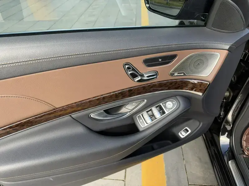 2020 Mercedes-Benz S-Класс с пробегом 117 000 км