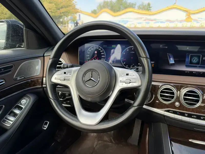2020 Mercedes-Benz S-Класс с пробегом 117 000 км