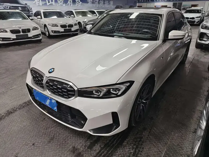 2023 BMW 3 серии с пробегом 40 000 км