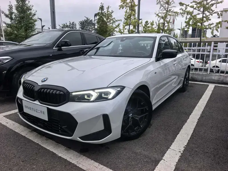 2025 BMW 3 серии с пробегом 32 000 км