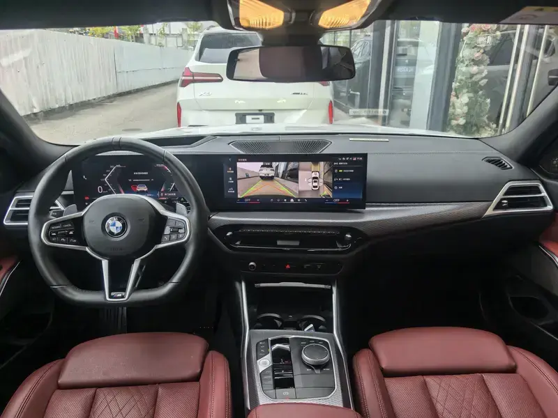2025 BMW 3 серии с пробегом 32 000 км