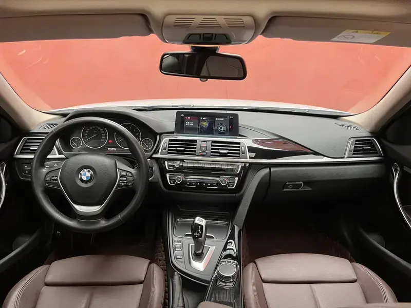 2019 BMW 3 серии с пробегом 70 000 км