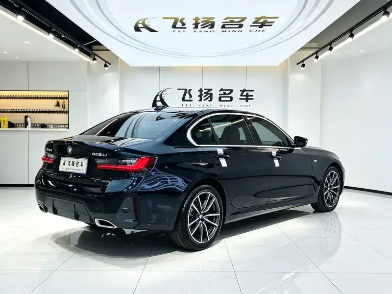 2023 BMW 3 серии с пробегом 34 000 км