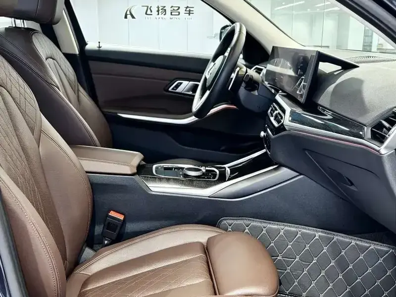 2023 BMW 3 серии с пробегом 34 000 км