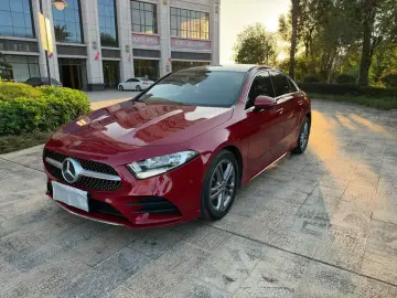 2021 Mercedes-Benz A-Класс с пробегом 65 000 км
