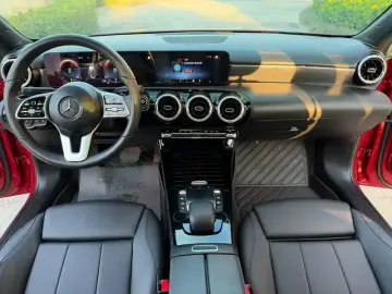 2021 Mercedes-Benz A-Класс с пробегом 65 000 км