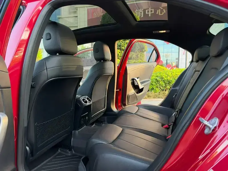 2021 Mercedes-Benz A-Класс с пробегом 65 000 км