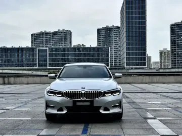 2020 BMW 3 серии с пробегом 30 000 км