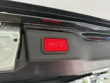 2022 Mercedes-Benz V-Класс с пробегом 33 000 км