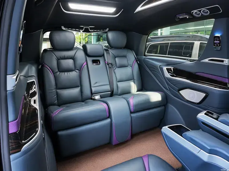 2022 Mercedes-Benz V-Класс с пробегом 27 000 км