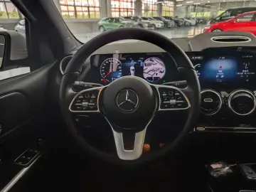 2022 Mercedes-Benz B-Класс с пробегом 18 700 км