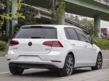 2020 Volkswagen Golf с пробегом 56 000 км