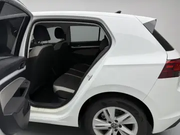 2021 Volkswagen Golf с пробегом 15 700 км
