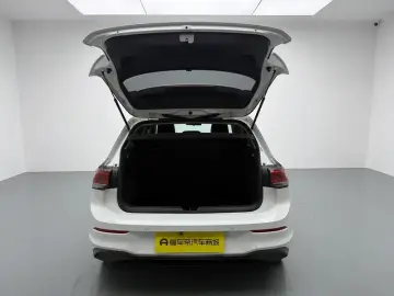 2021 Volkswagen Golf с пробегом 15 700 км