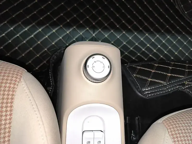 2024 Wuling Mini EV с пробегом 32 700 км
