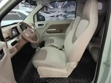 2024 Wuling Mini EV с пробегом 32 700 км